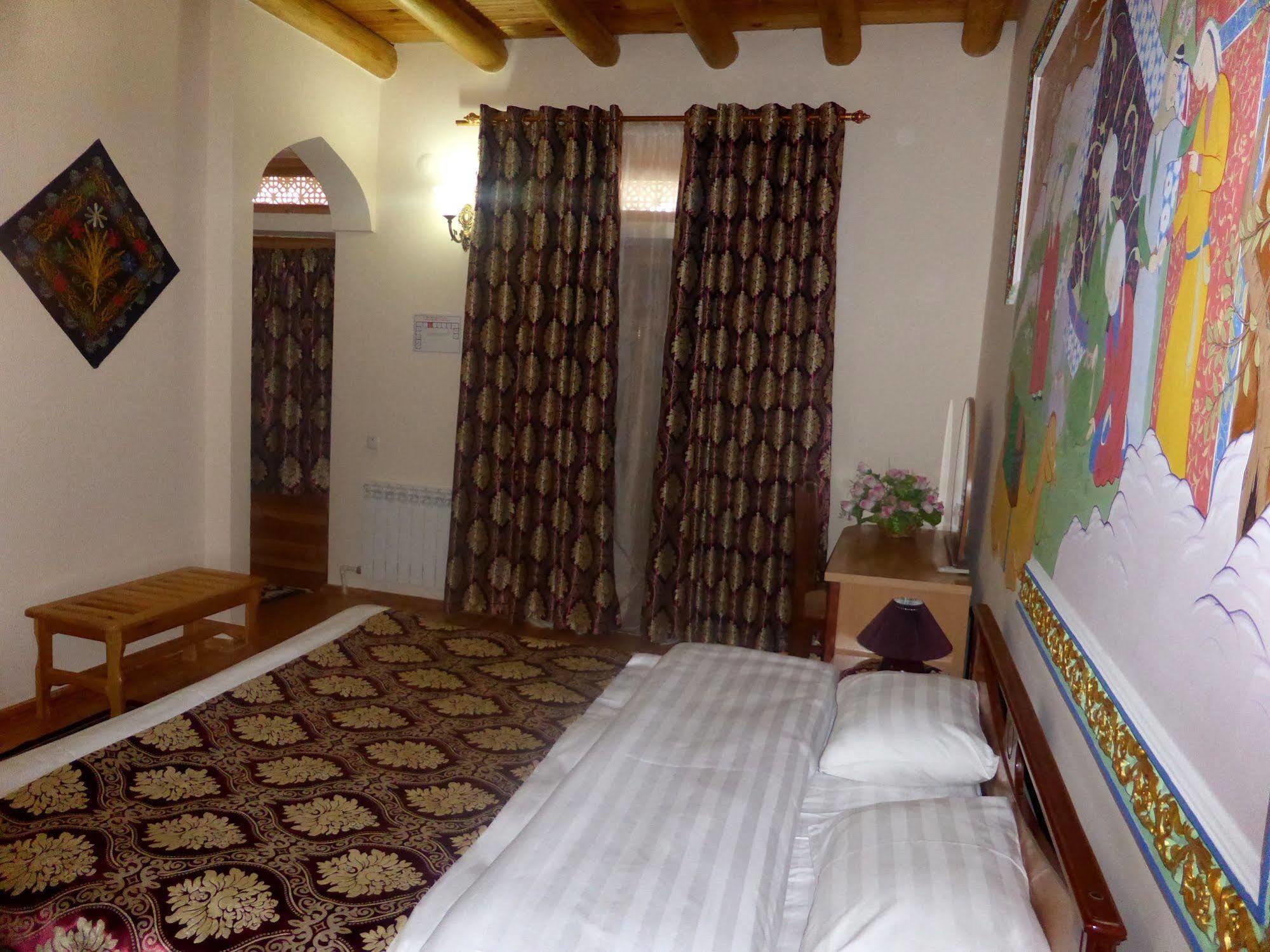 Hovli Poyon Hotel Bukhara Exterior photo