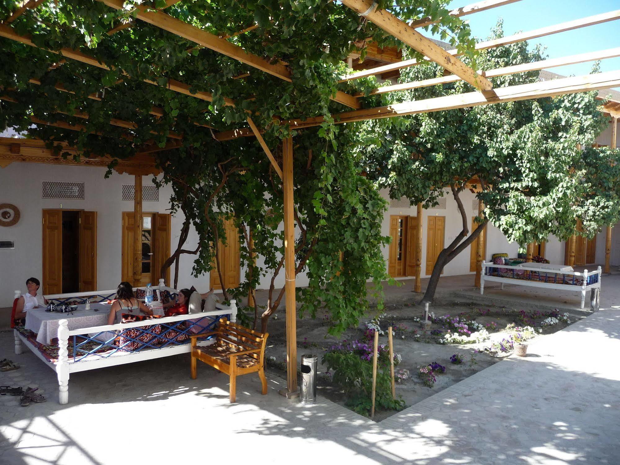 Hovli Poyon Hotel Bukhara Exterior photo